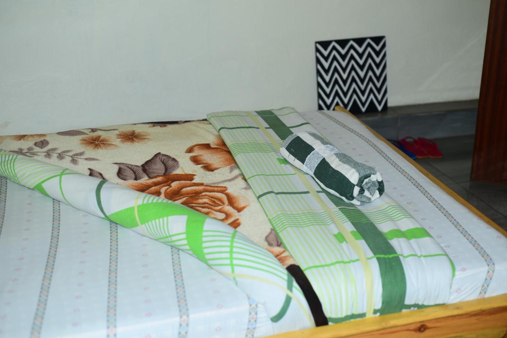 Akagera Neighbors Bed & Breakfast Kabarondo Exterior photo