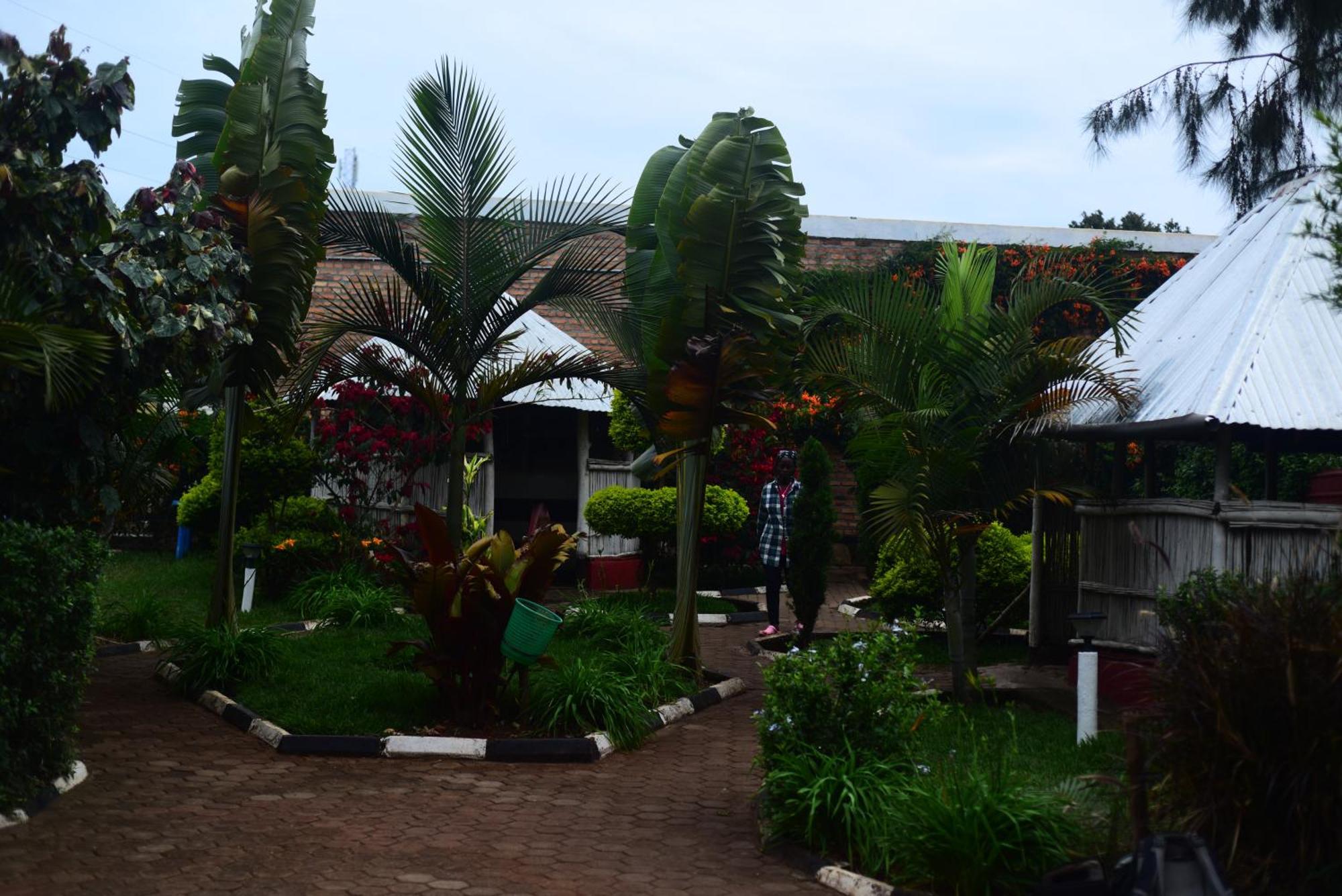Akagera Neighbors Bed & Breakfast Kabarondo Exterior photo