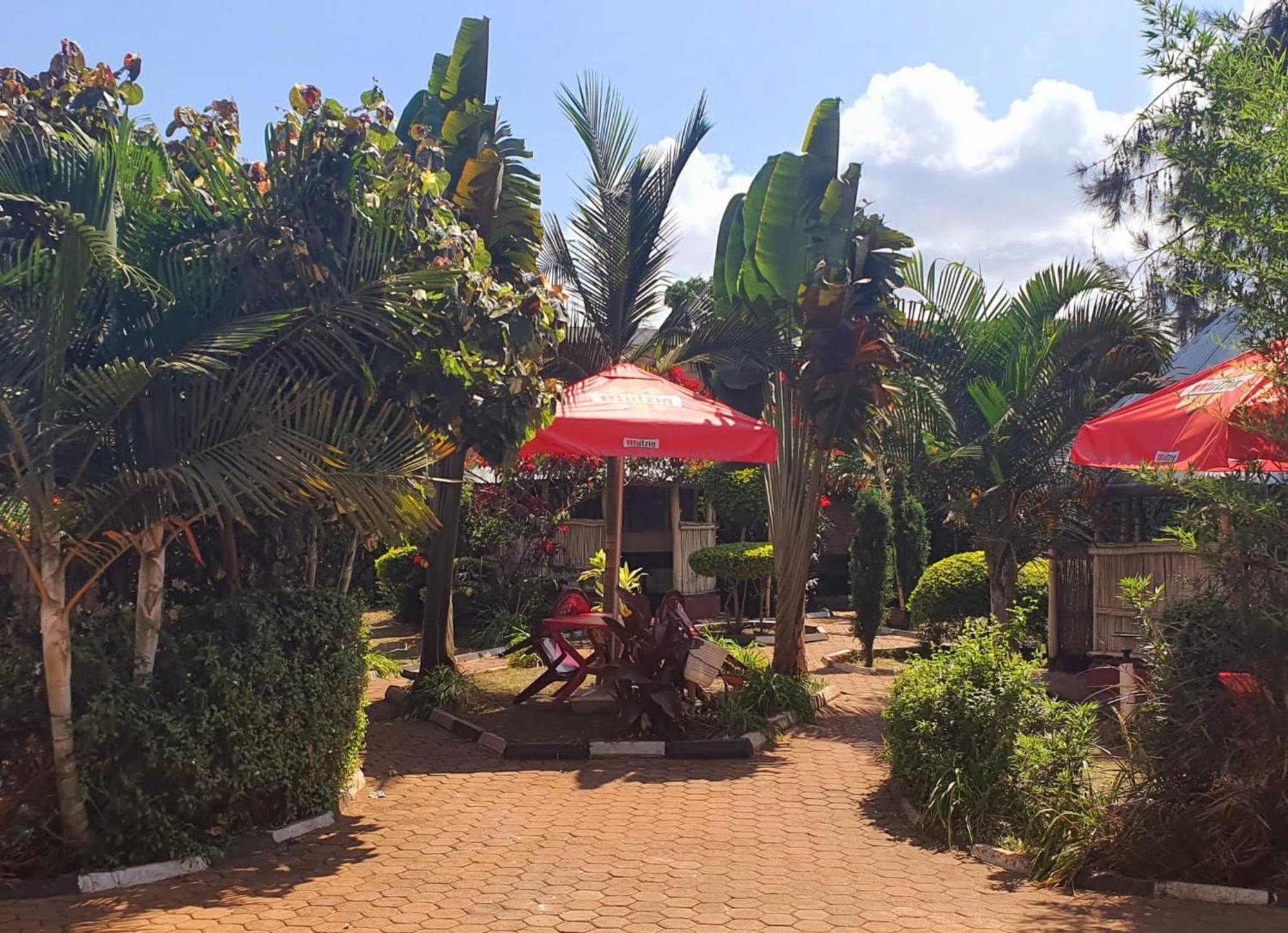 Akagera Neighbors Bed & Breakfast Kabarondo Exterior photo