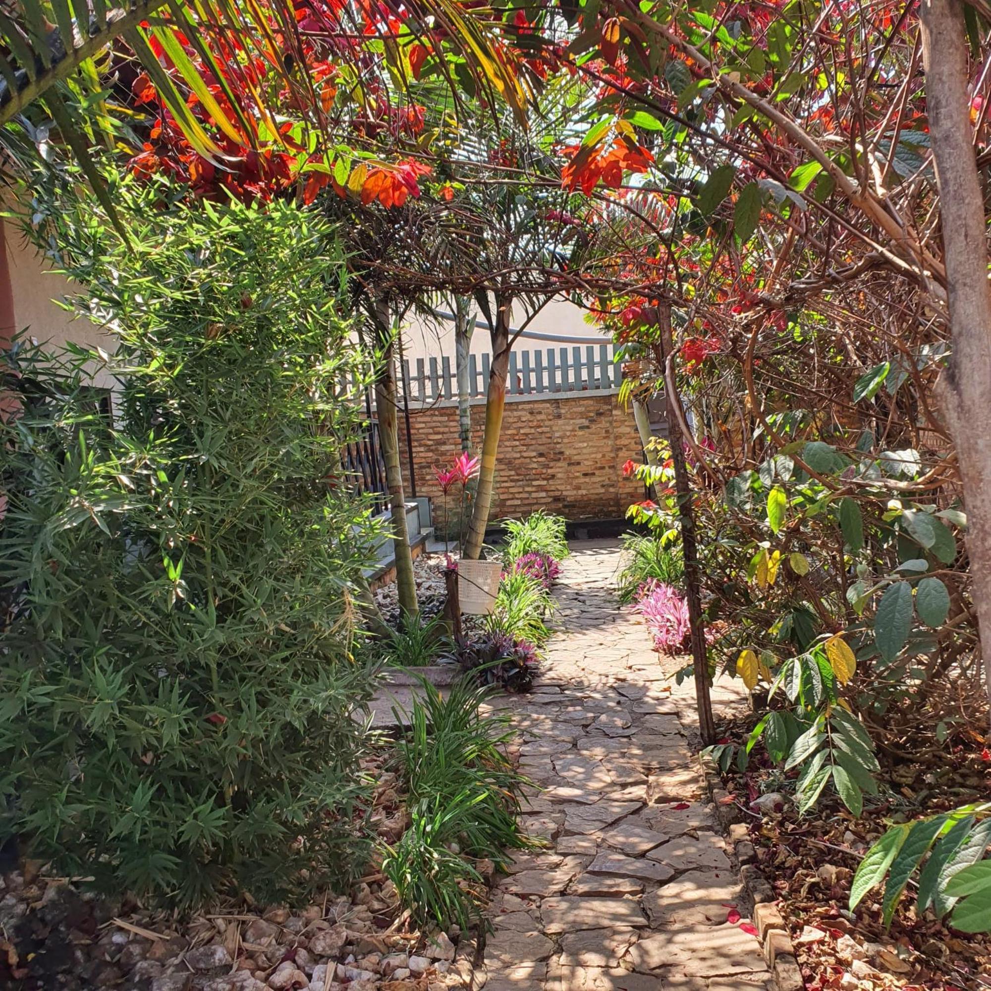 Akagera Neighbors Bed & Breakfast Kabarondo Exterior photo