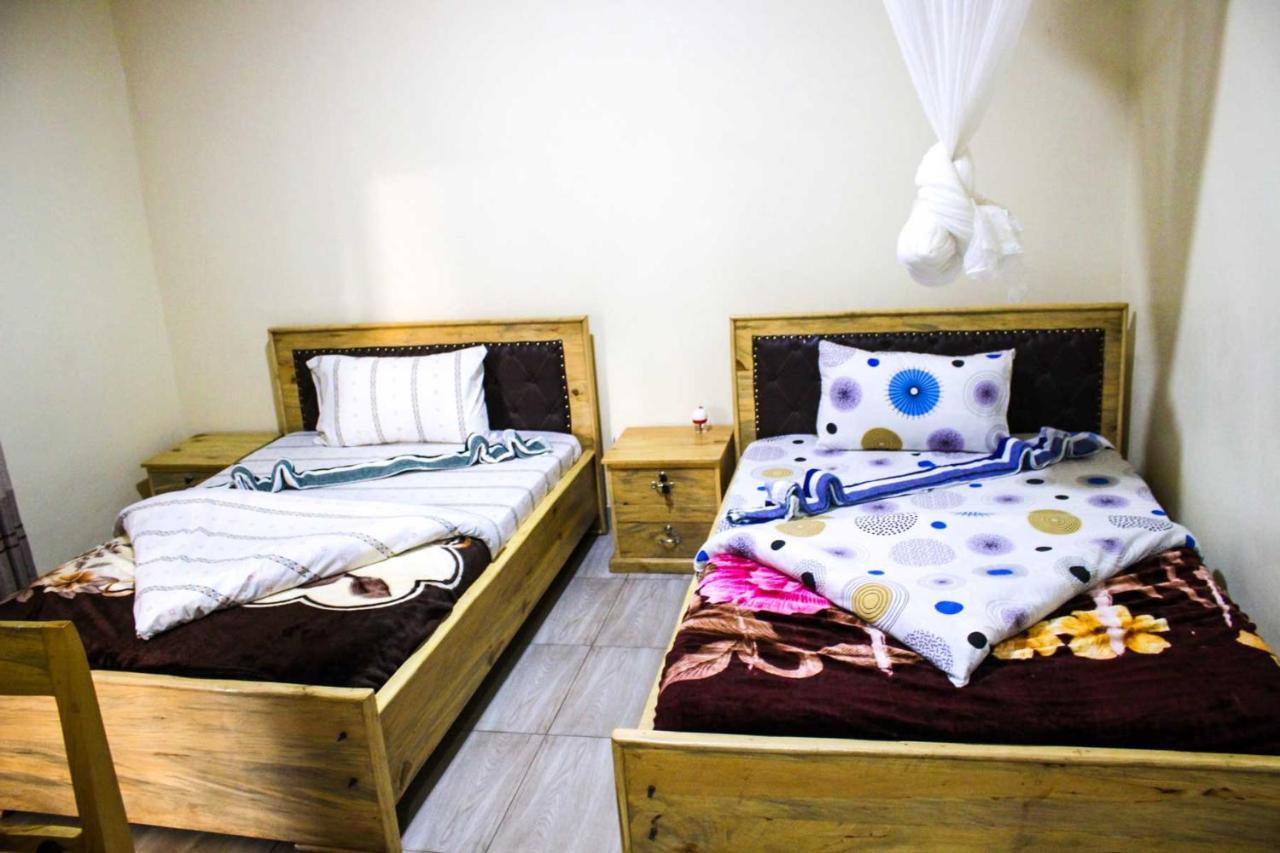 Akagera Neighbors Bed & Breakfast Kabarondo Exterior photo